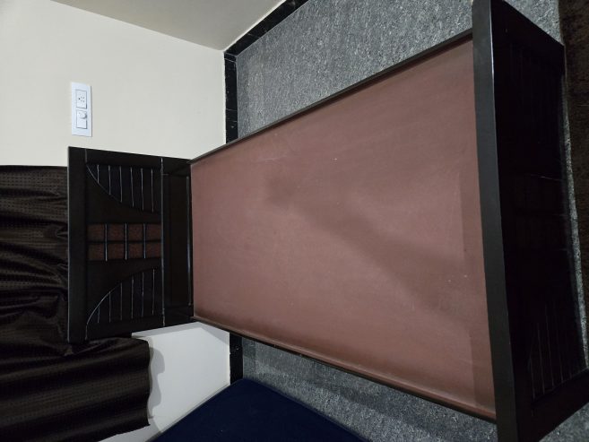 Wide single cot