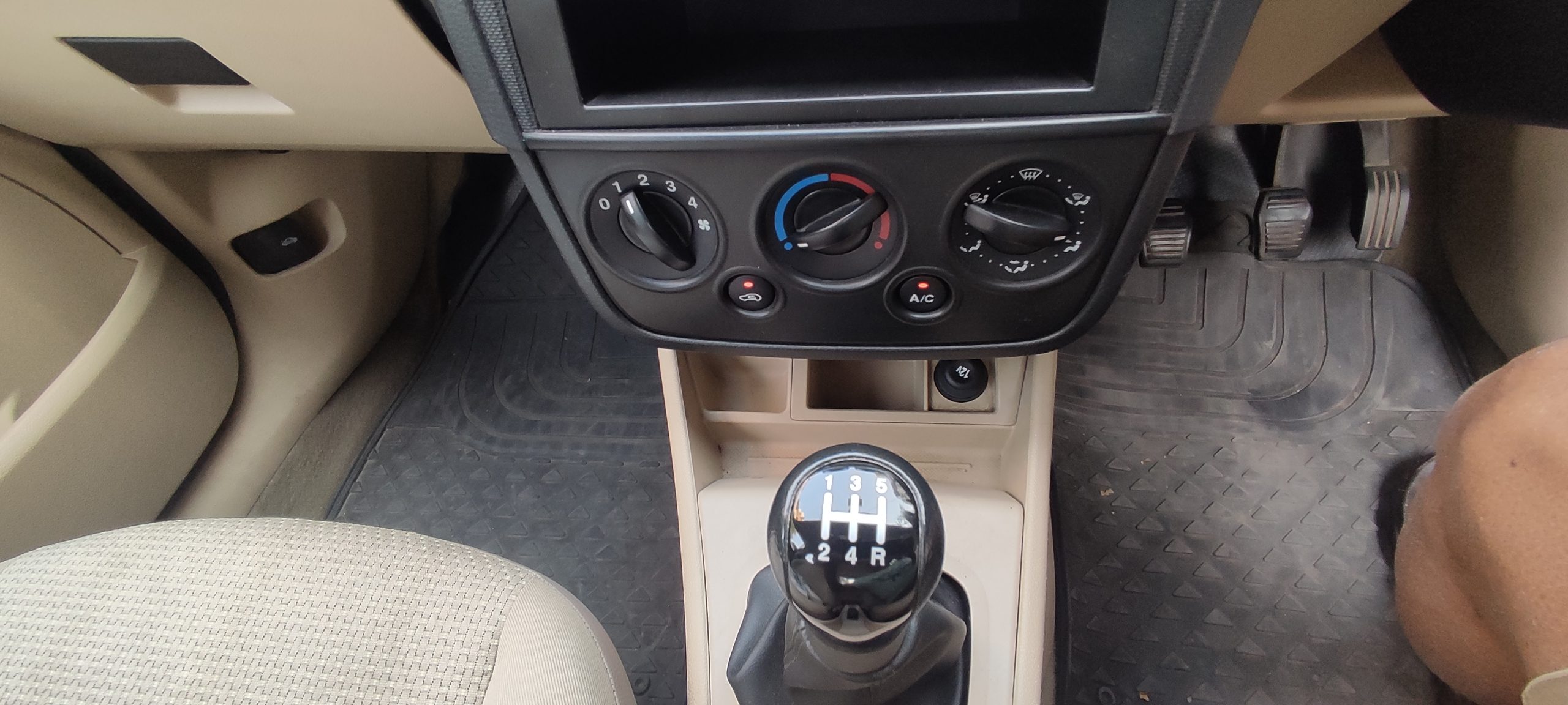 FORD FIESTA 1.6 DURATEC Petrol EXI, 2009 Model