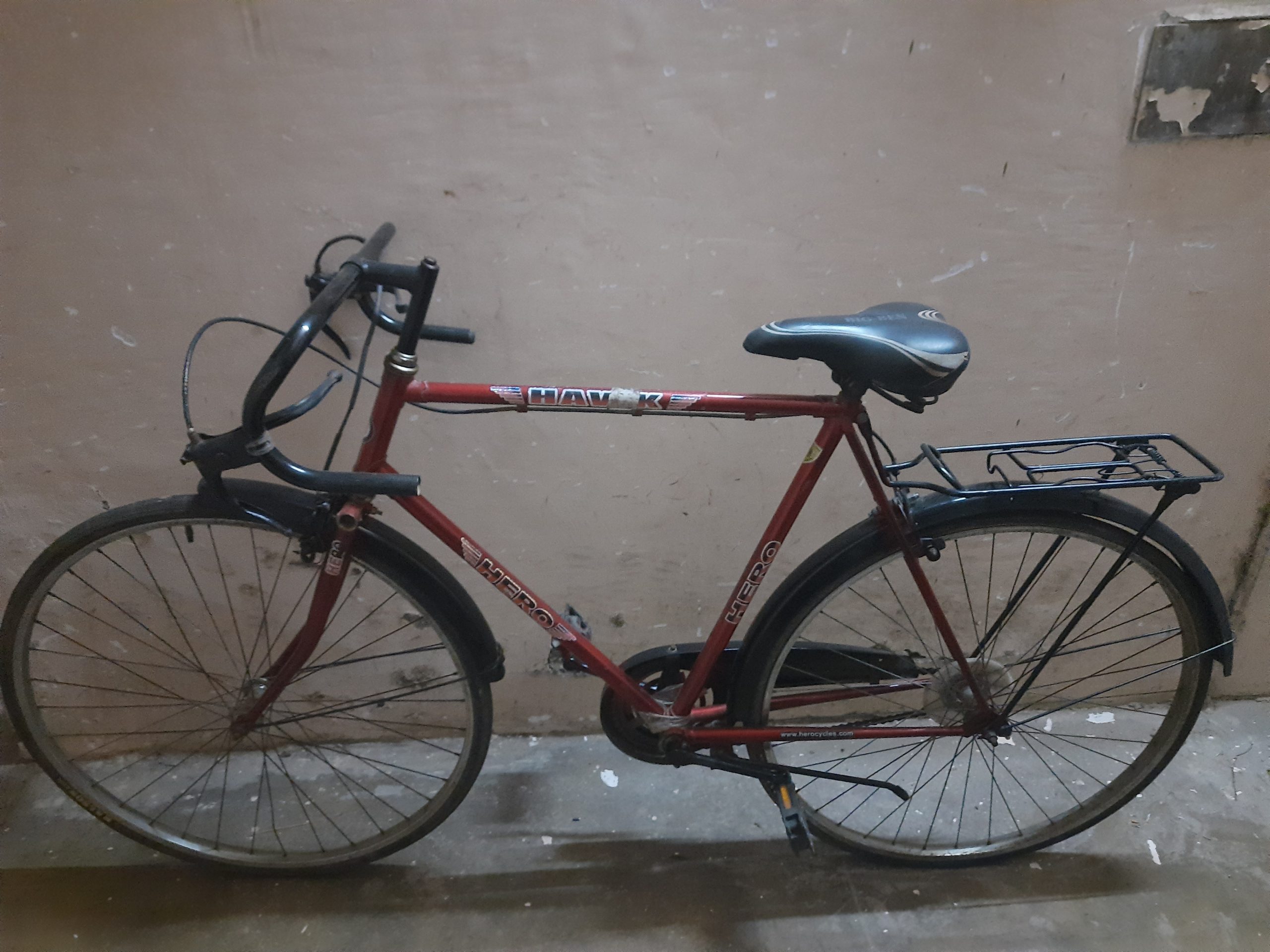 Hero Cycle Model Hawk