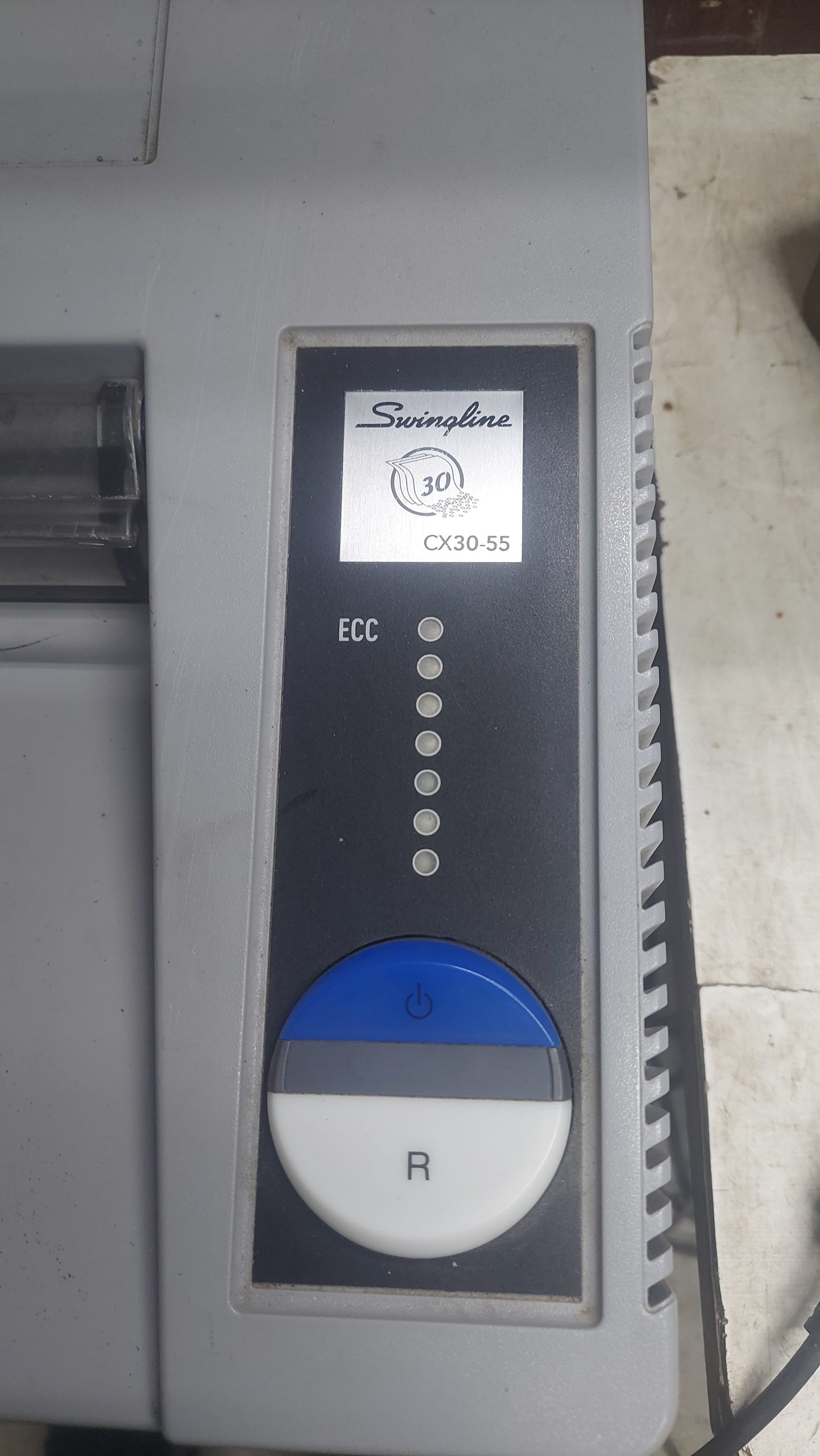 Industry swingline cx30-55 model paper shredder