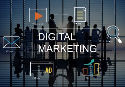 digital-marketing-with-icons-business-people