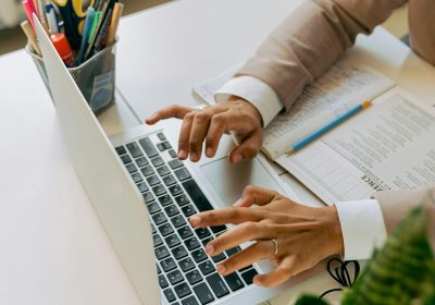 pexels-shkrabaanthony-5467594