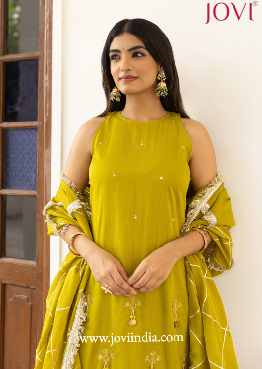 Shop Best Ethnic Wear Dresses Online India by JOVI INDIA