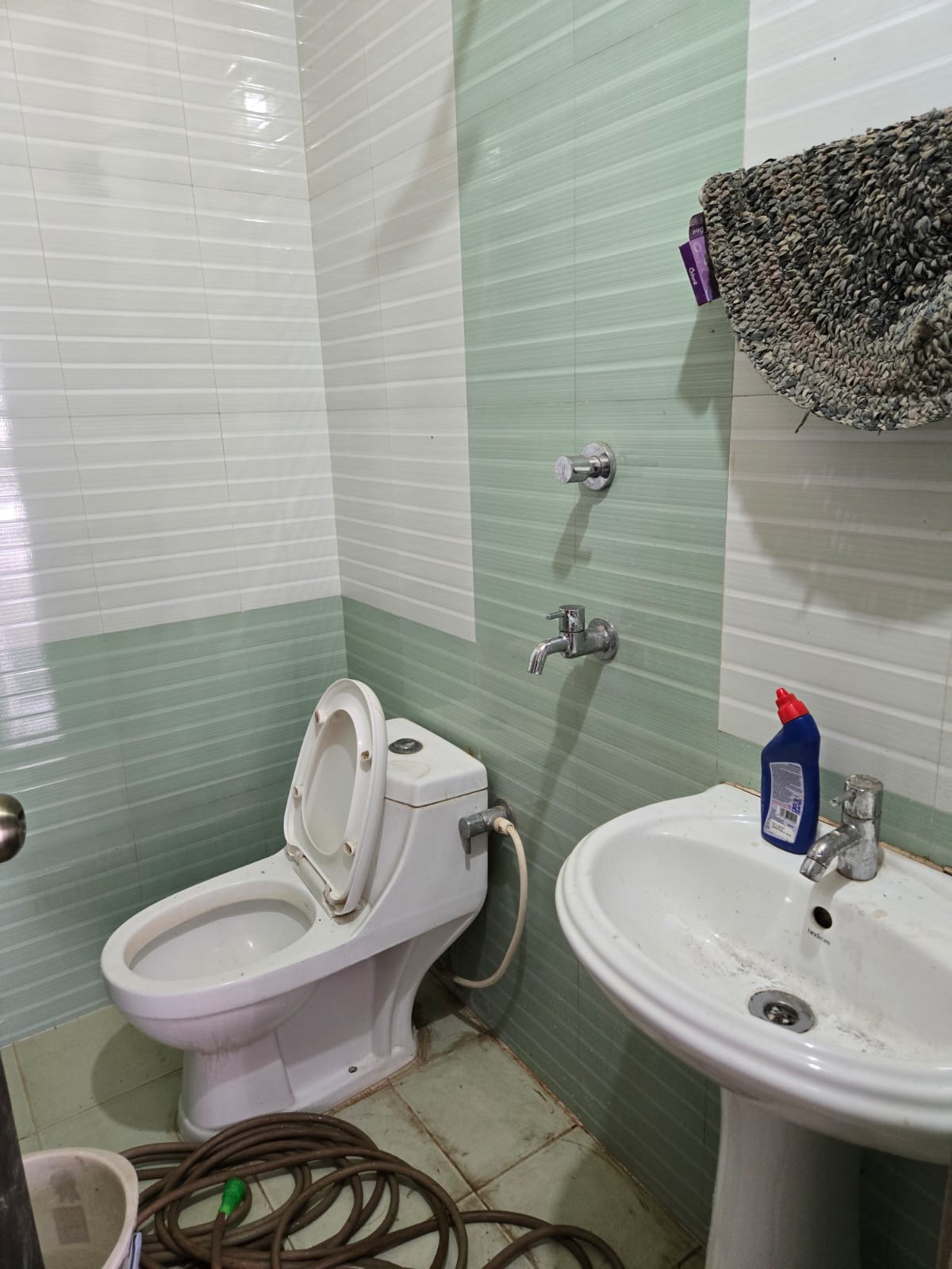 fully furnished office space for rent