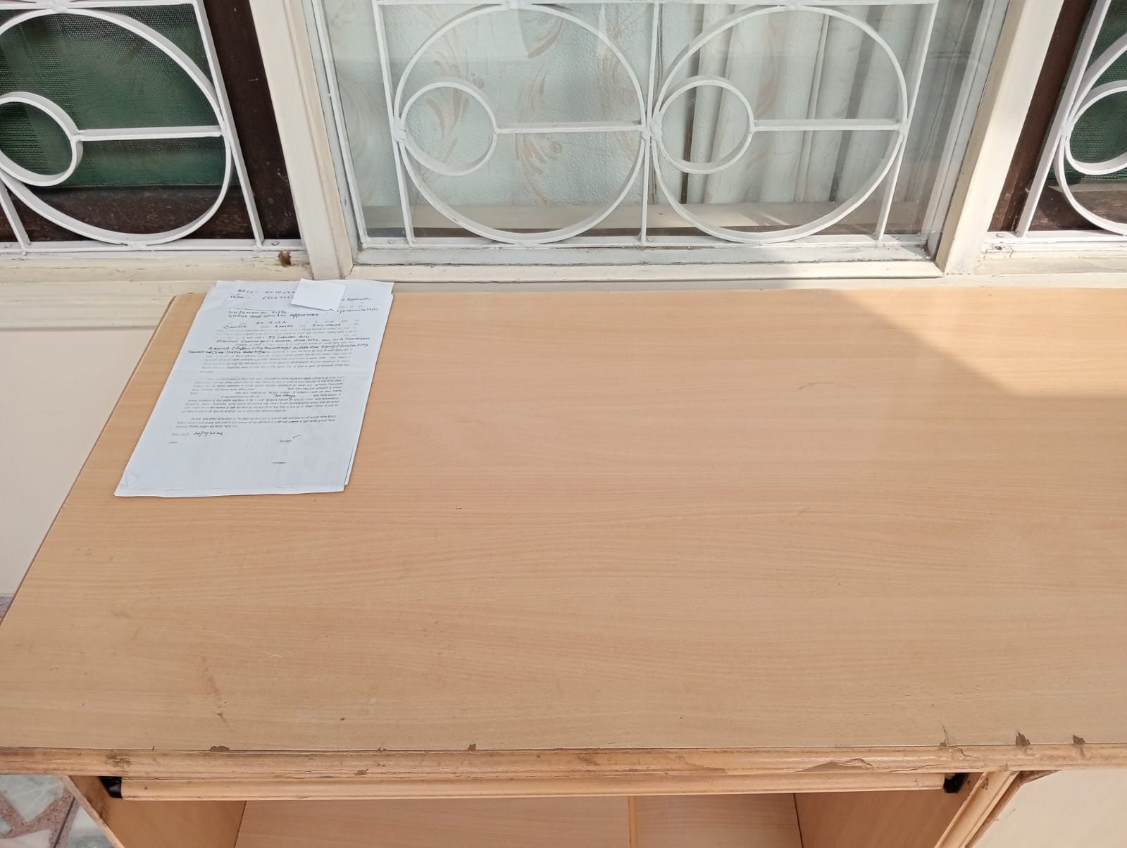 A Strong & Good Quality Computer Table for Resale
