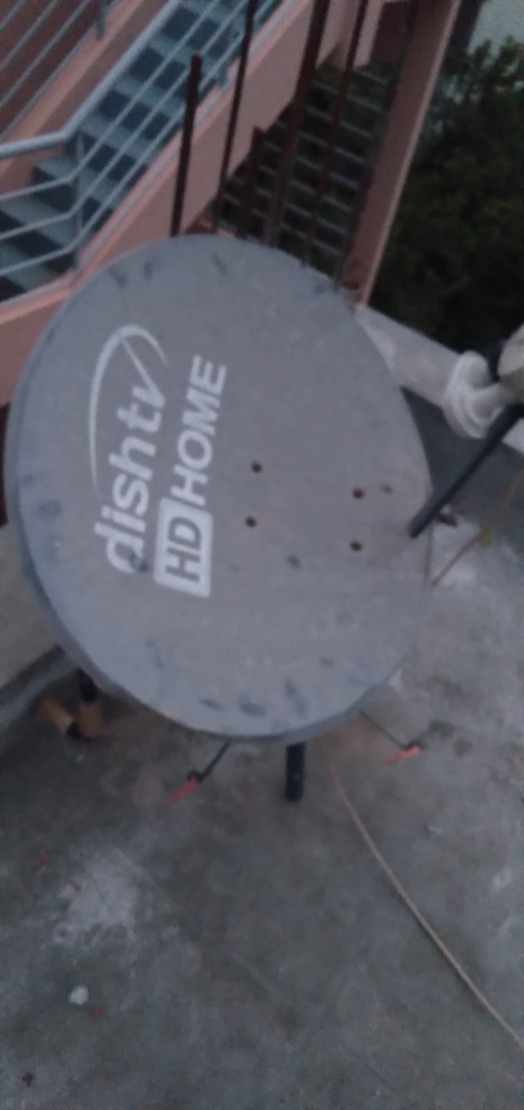Dish TV HD Set-Top Box + Dish Antenna for Sale – ₹1,200